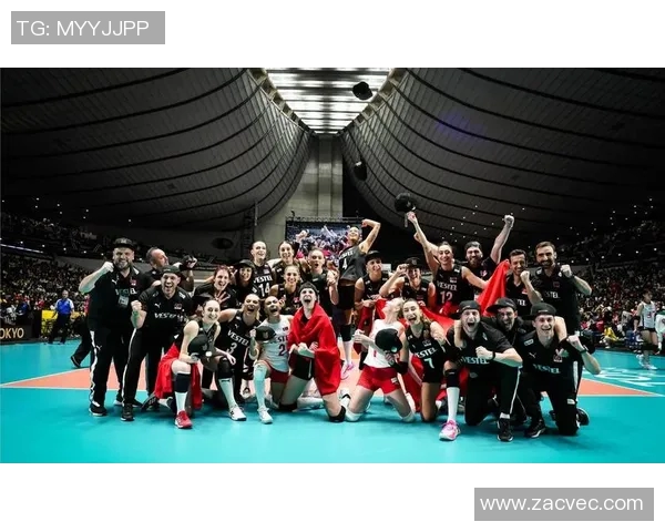 女排喀山迪纳摩与塞西激战正酣争夺胜利的荣耀之战 女排喀山迪纳摩与塞西激战正酣争夺胜利的荣耀之战