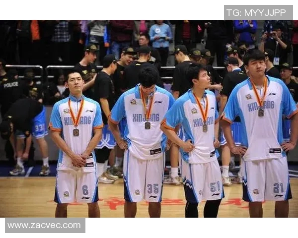 四川队与浙江广厦的激烈对决谁能在赛场上笑到最后 四川队与浙江广厦的激烈对决谁能在赛场上笑到最后