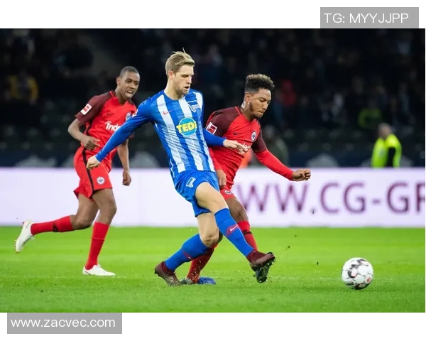 帕德博与波鸿的激烈对决揭示德乙联赛新格局与球队实力对比